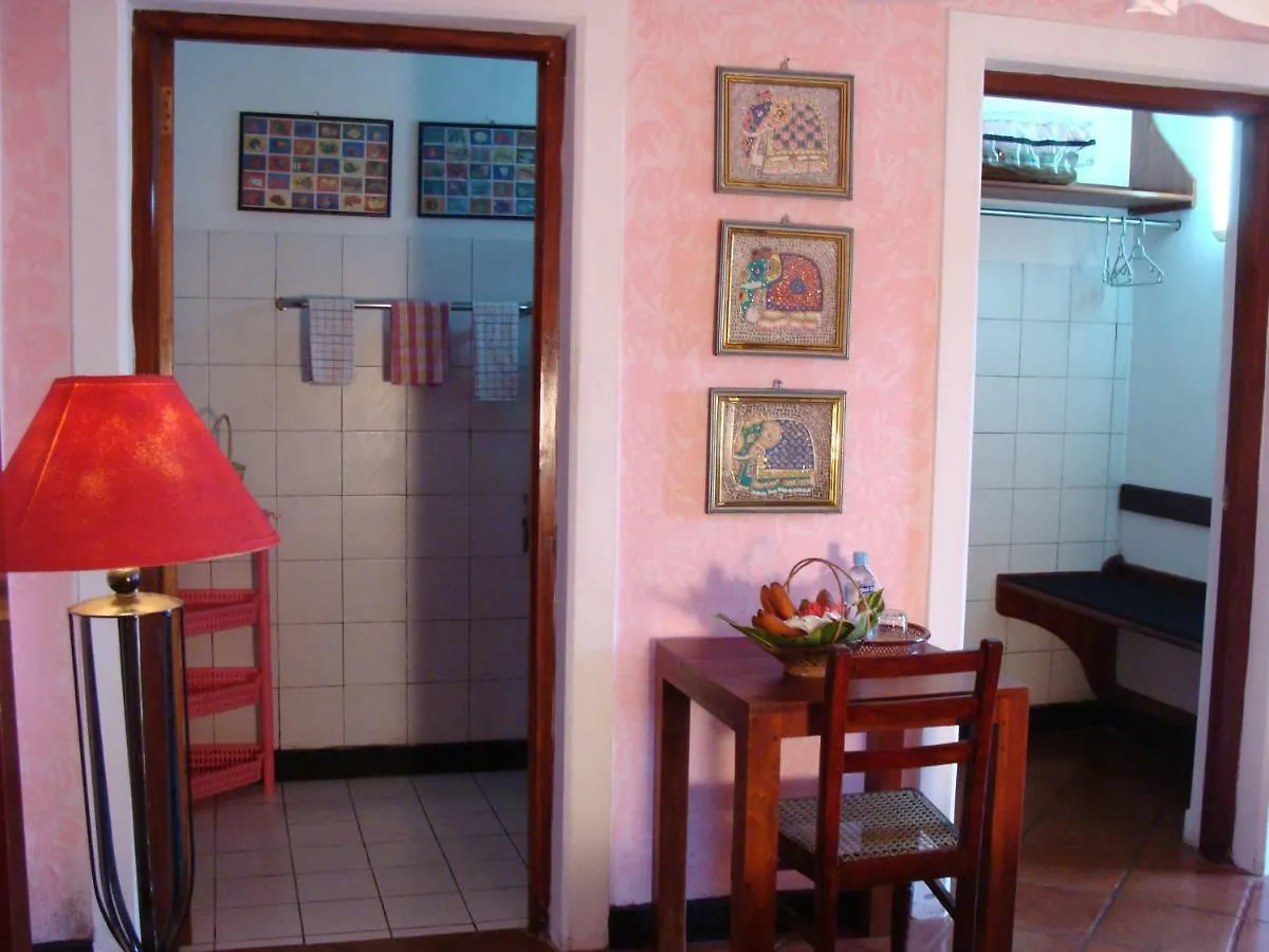 *** Guest house The Icebear Guesthouse Negombo Sri Lanka