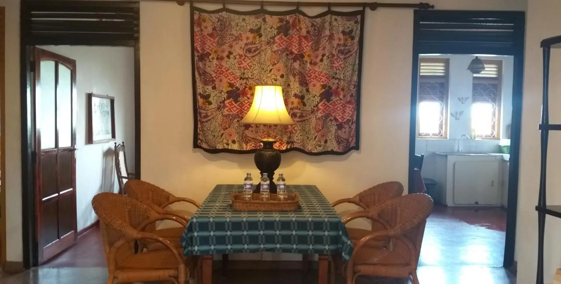 The Icebear Guesthouse Negombo